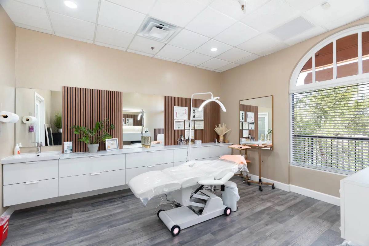 Kiss Kreations Salon